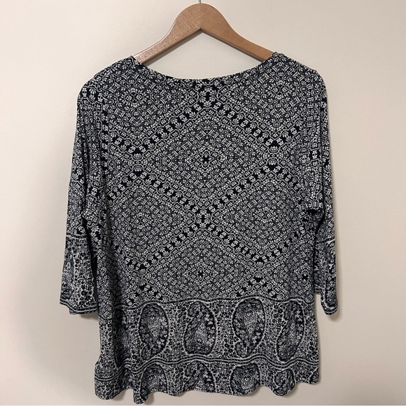 LUCKY BRAND Top Size 1X Paisley Blue cotton blend 3/4 Sleeve - Picture 4 of 13